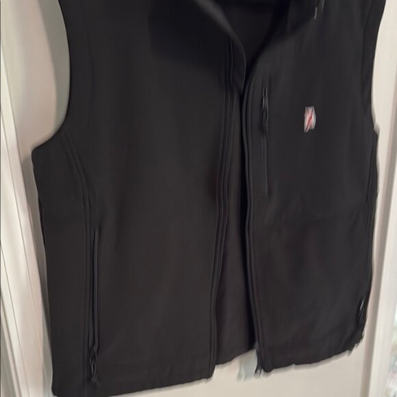 Black Softshell Vest - Picture 5 of 6